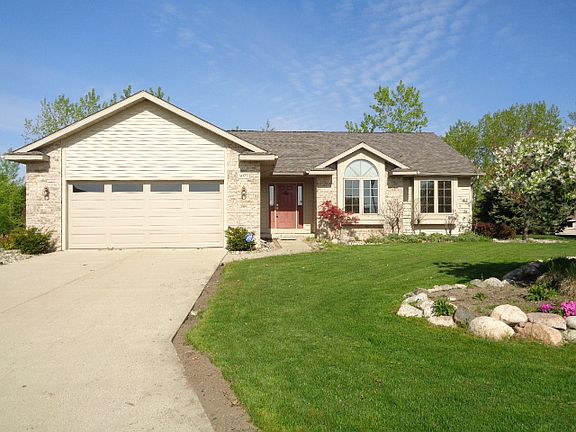 2nd image of 6022 E Meadow Dr