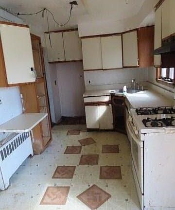 5th image of 936 N Fulton Ave