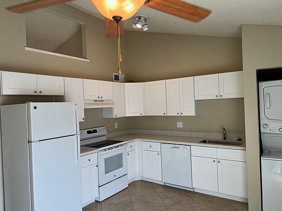 3rd image of 8962 W Desert Jewel Dr