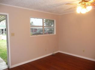 2702 Hampton Ln, Port Neches, TX 77651