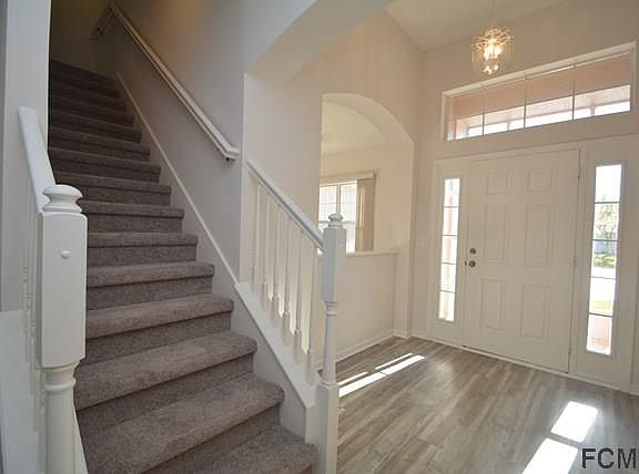 2nd image of 23 Prestwick Ln
