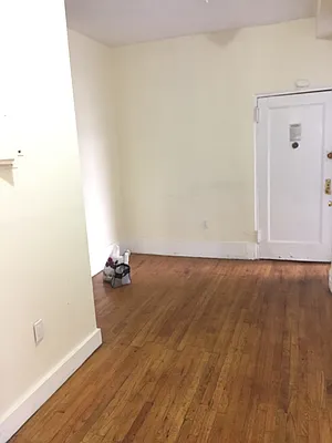 Rented by AJ Clarke | media 22