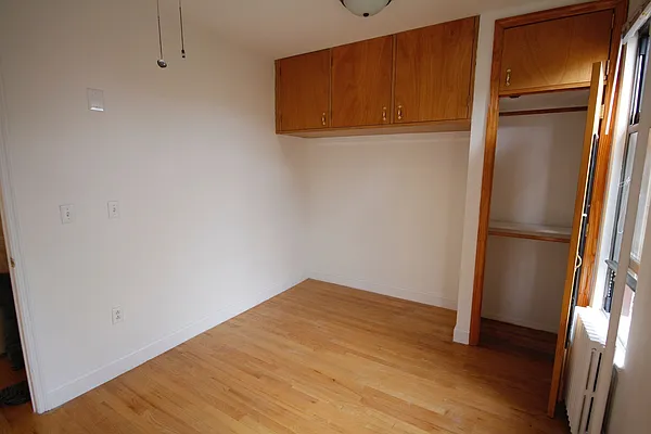 Rented by Nooklyn NYC LLC | media 33