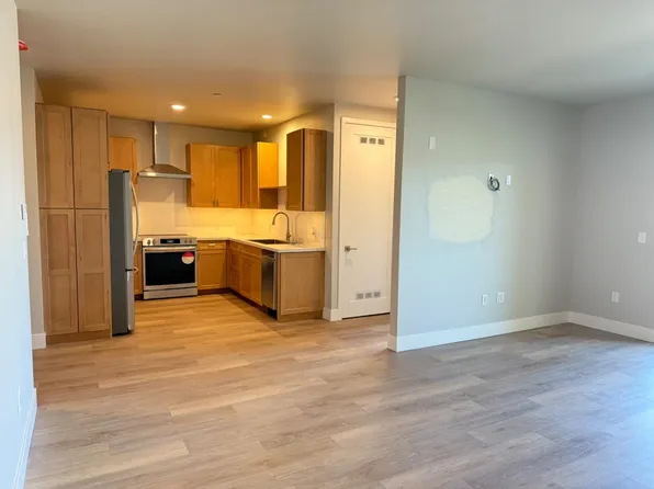 400 San Benito St #303, Hollister, CA 95023