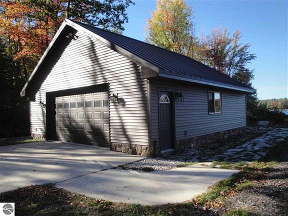 4th image of 5978 Kerbyson Dr SE