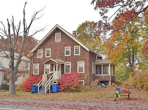 90 Liberty St, Randolph, MA 02368