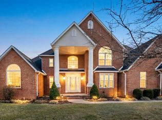 1676 Lancaster Dr, O'Fallon, IL 62269