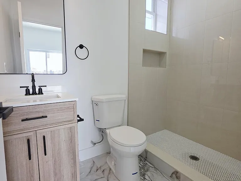 1520 S 22nd St #2 — Photo 6