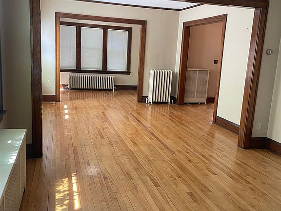 2nd image of 3527 Aldrich Ave S