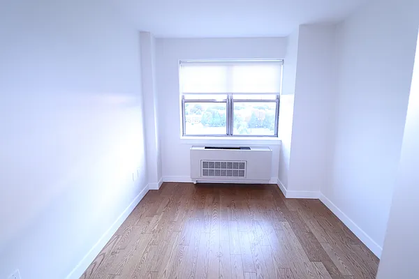 Rented by A&E Real Estate Management | media 14