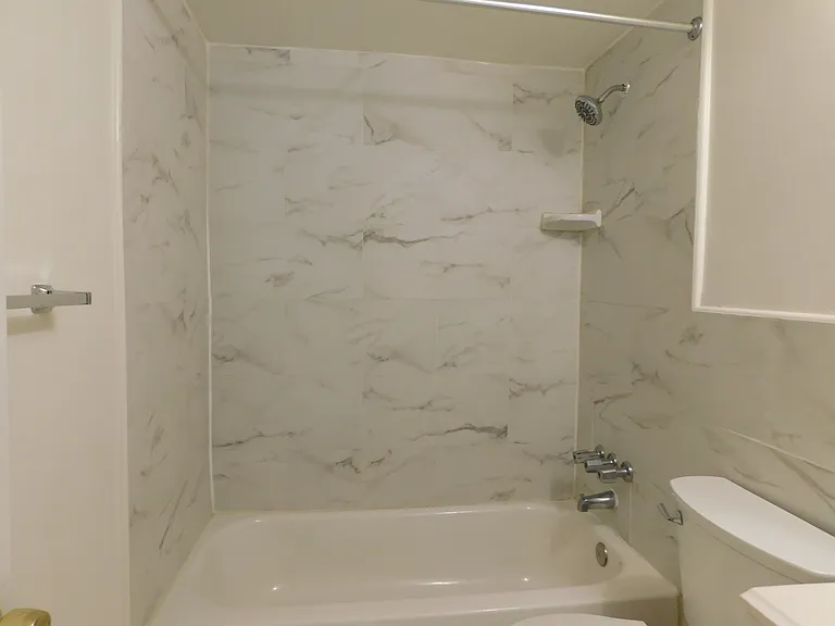 755 Guy Ave #6 — Photo 12