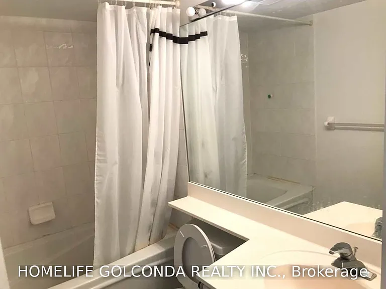 28 Harrison Garden Blvd #1109 — Photo 6