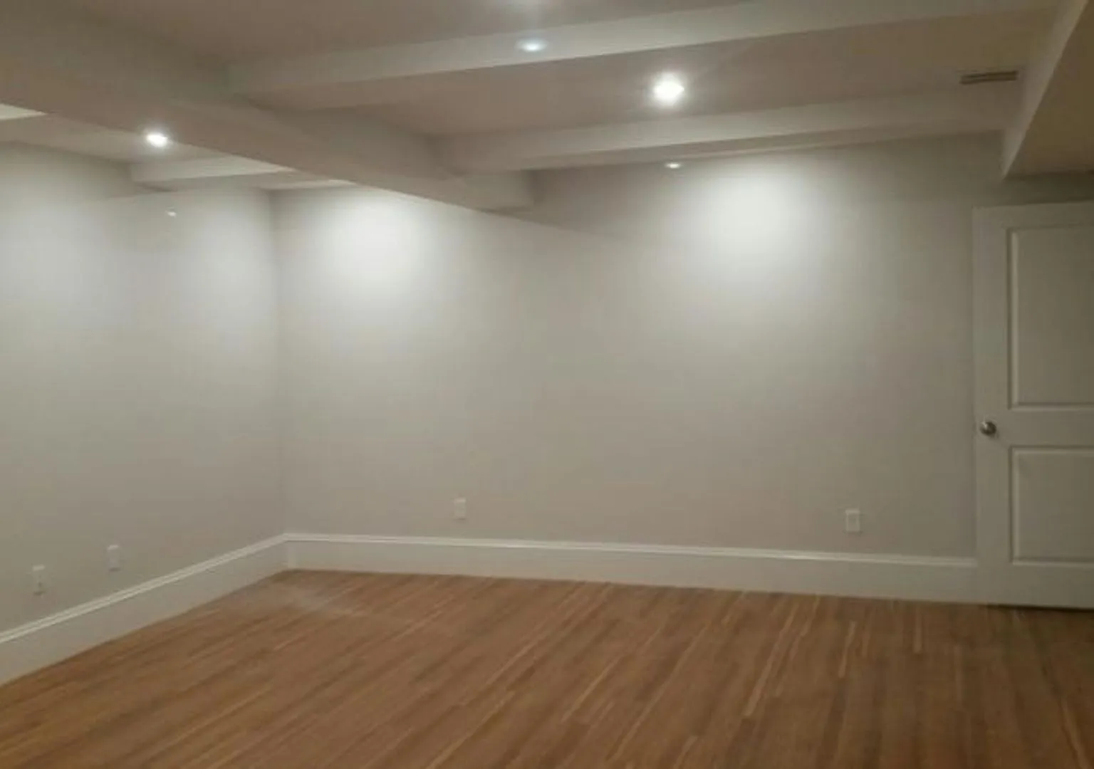 Great 4 Bed 4 Bath Available 5/15/26 — Photo 4