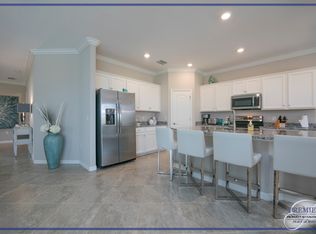 1555 Marton Ct, Naples, FL 34113
