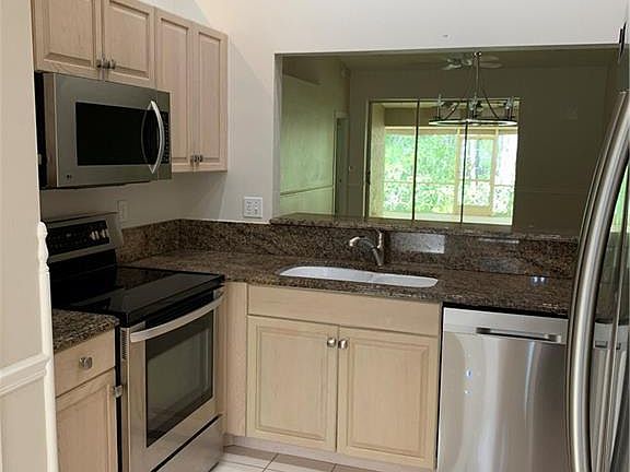 2nd image of 8057 San Vista Cir #88L