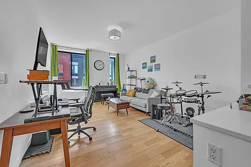 8 Vanderbilt Ave #11J Photo 1