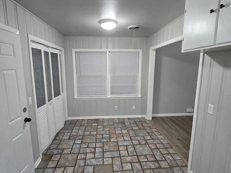 3107 Sunlite St — Photo 2