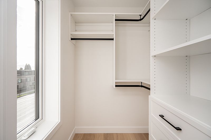 Vancouver Townhouse for rent - 3 Bedrooms — photo 18
