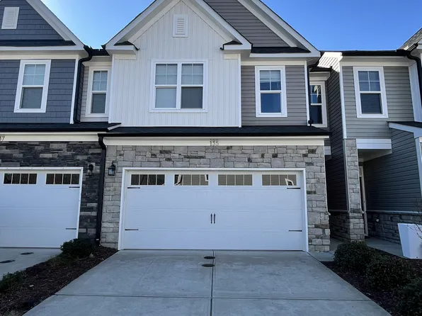 135 Orvis Dr, Holly Springs, NC 27540