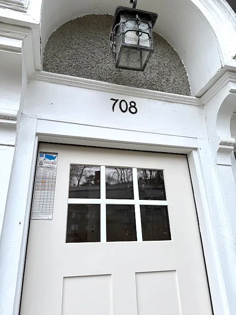 Building Photo - 708 Stewart Ave #2