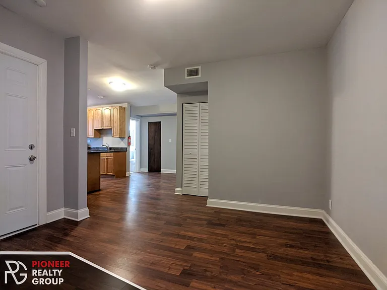5029 N Harding Ave #1W — Photo 6