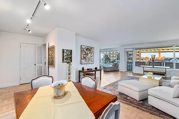 Sold by Lovett Realty, Inc. | media 29