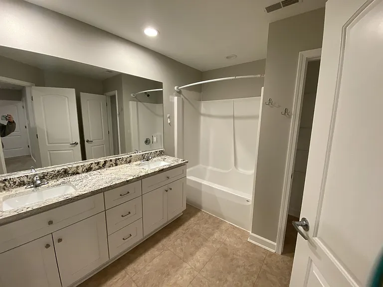 3190 W 63rd Ln — Photo 9