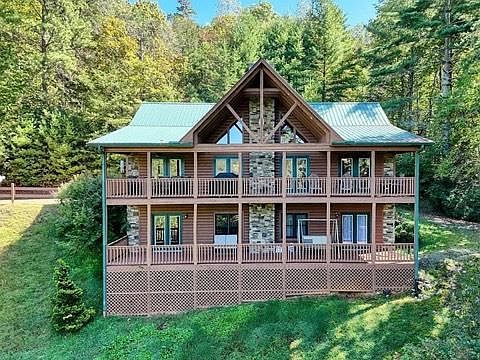 ◎さま　GA HOUSES② Welcome to 777 East 1st Street in Midway, Georgia | Deep Water