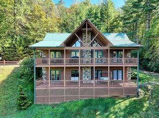 5702 Valley View Ln, Hiawassee, GA 30546