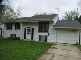 927 Parkview Dr, Decatur, IN 46733