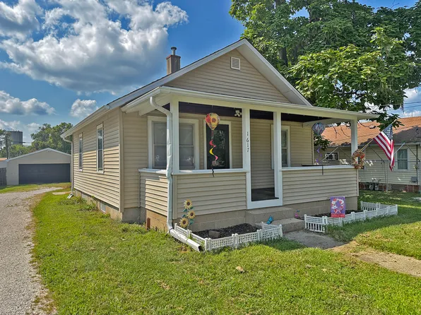 1617 Pine St, Ottawa, IL 61350