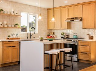 1034 Morrissey Blvd, Santa Cruz, CA 95065