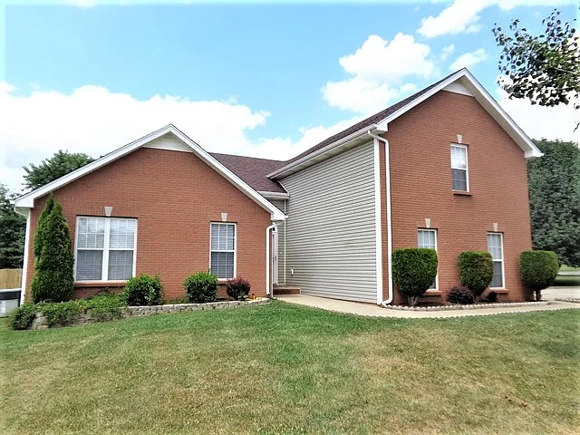 3988 Castle Bar — Photo 1