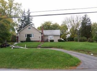 5541 W Lake Rd, Auburn, NY 13021