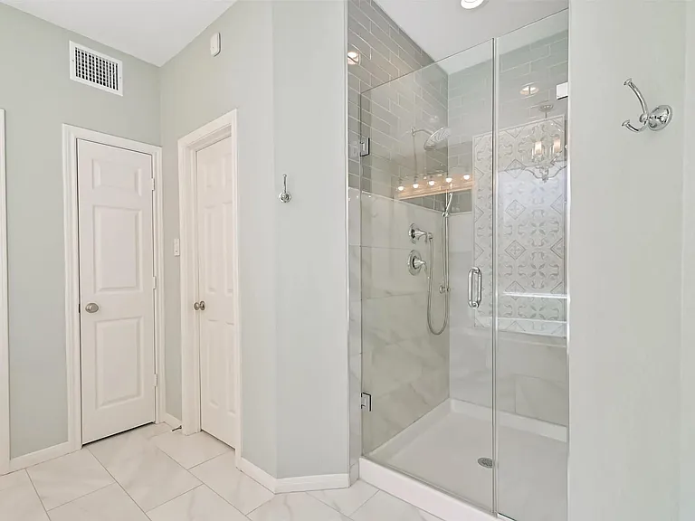 16022 Diamond Rock Dr — Photo 21