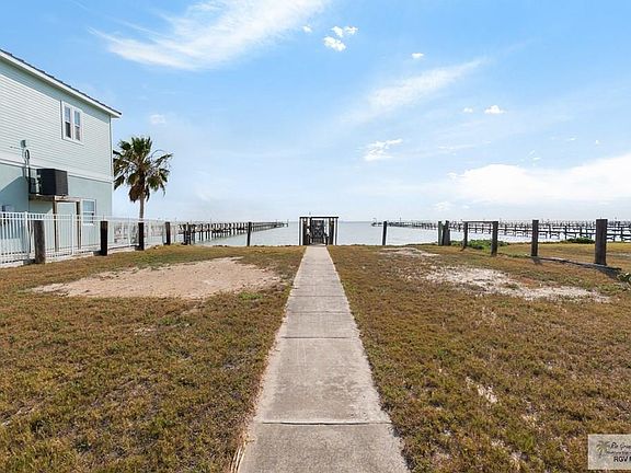 3rd image of 529/528 N Shore Dr