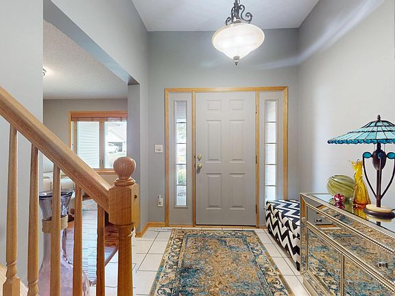 3rd image of 4910 Wildgrass Ln NW
