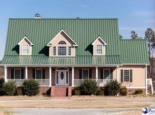 238 W Countryside Rd, Dillon, SC 29536