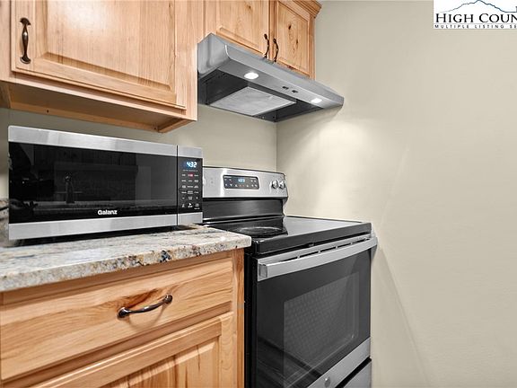 5th image of 201 South Slope Road #N-3