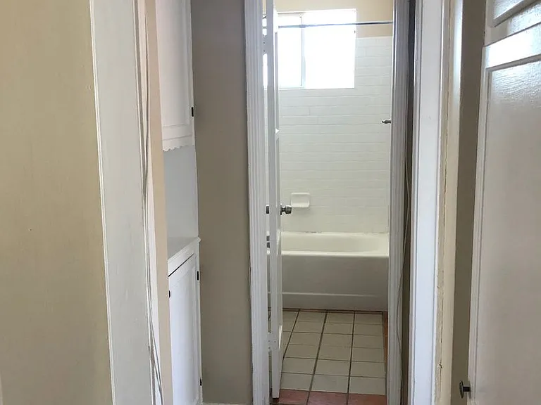 5458 Kinston Ave — Photo 4