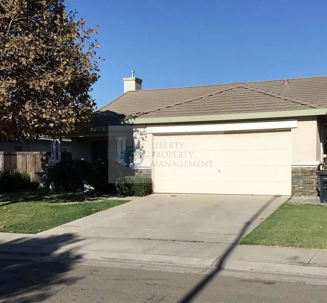 5023 Alee Ln photo 1