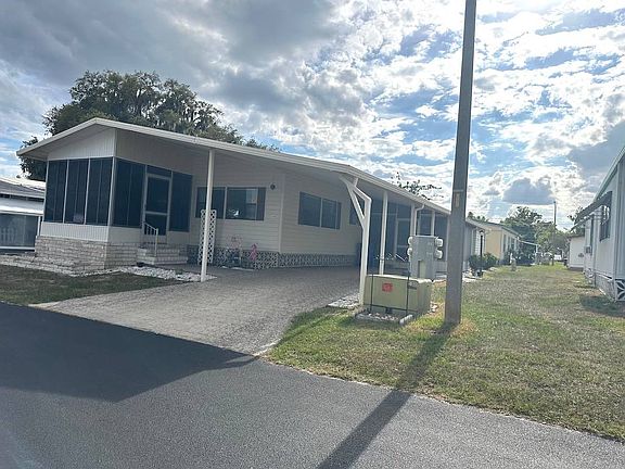 4th image of 3158 Depot Ave