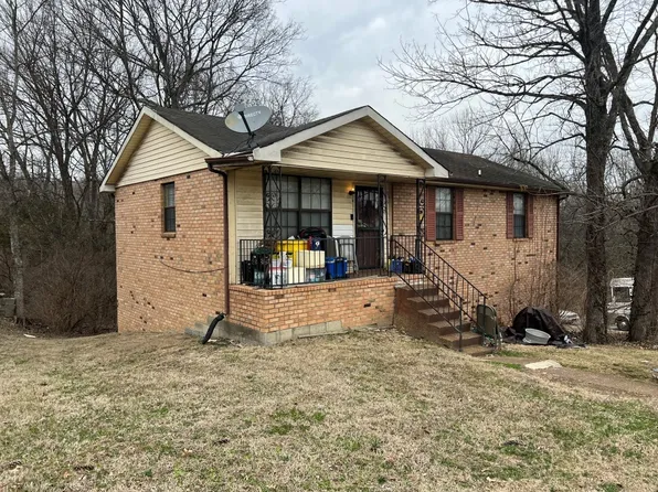 800 Flint Ridge Dr, Whites Creek, TN 37189