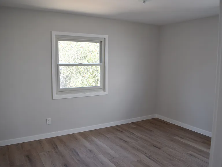 8848 Katherine Ave — Photo 5
