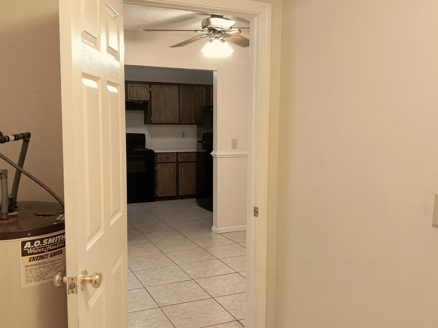 4 bed, 1304 sqft, $1,700 — Photo 4