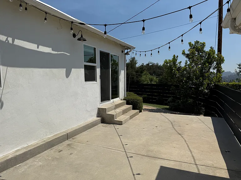 1946 Foothill Blvd #2 — Photo 8