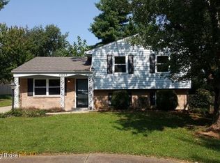 3803 Bent Oak Ct, Louisville, KY