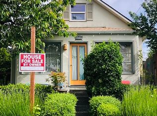 1314 15th St, Anacortes, WA 98221