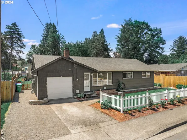 40 NW 13th St, Gresham, OR 97030
