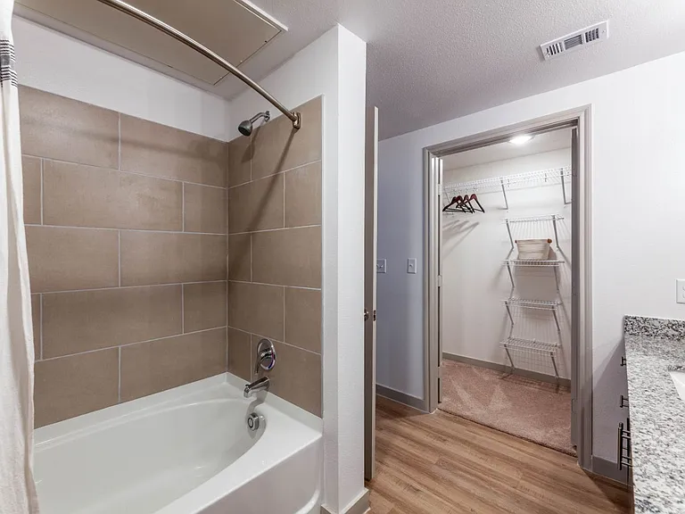Luxia Grand Prairie — Photo 17